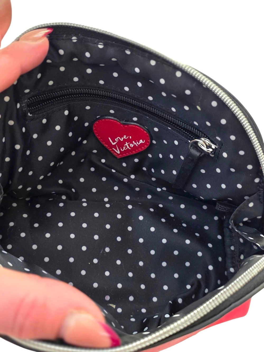 Victoria's Secret 'Mine' Red Cosmetic Pouch - Picture 9 of 10